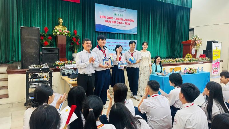 Hoạt động hướng nghiệp cho học sinh